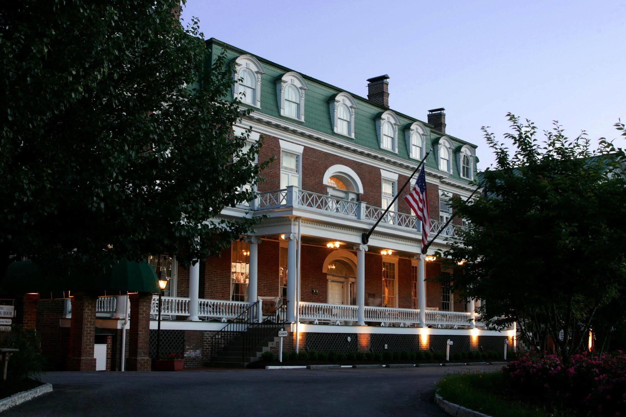 The Martha Washington Inn And Spa Abingdon Exterior photo